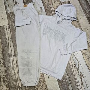 NWT - VS PINK BLING EVERYDAY LOUNGE CAMPUS PULLOVER AND CAMPUS PANT SET SMALL